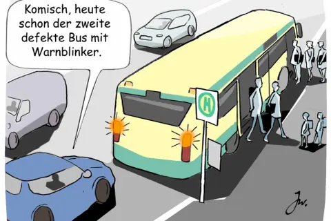 Ein gelber Bus mit Warnblinker hält an einer Bushaltestelle. Leute steigen ein. Ein Autofahrer fragt sich, ob man an Bushaltestellen halten darf.