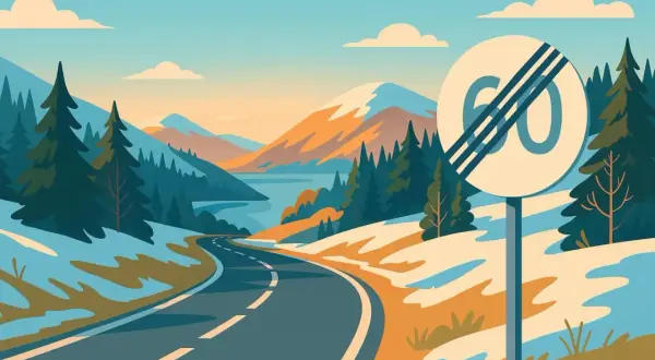 Landschaft in Norwegen mit einem Schild, das das Ende des Tempolimits 60 anzeigt. Die Straße schlängelt sich durch verschneite Hügel und Wälder.