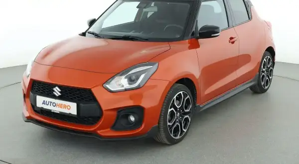 Orange Suzuki Swift Sport mit schwarzem Dach. Keine Probleme hier, nur ein tolles Angebot!