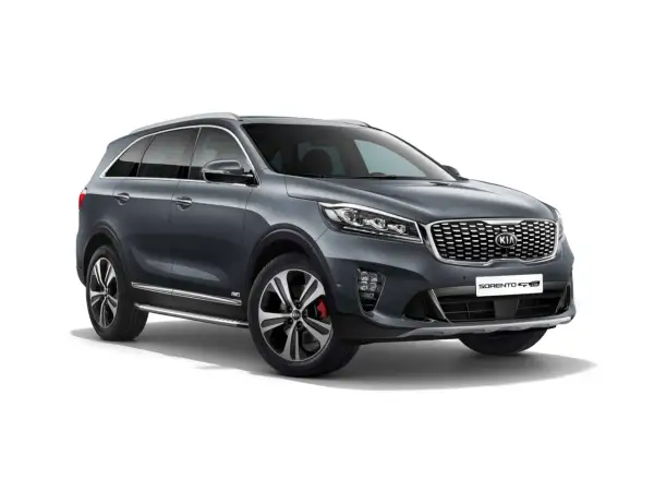 Grauer Kia Sorento 2.2 CRDi GT-Line mit AWD-Aufkleber. Mögliche Probleme mit dem 2.2 CRDi Motor werden hier nicht gezeigt.